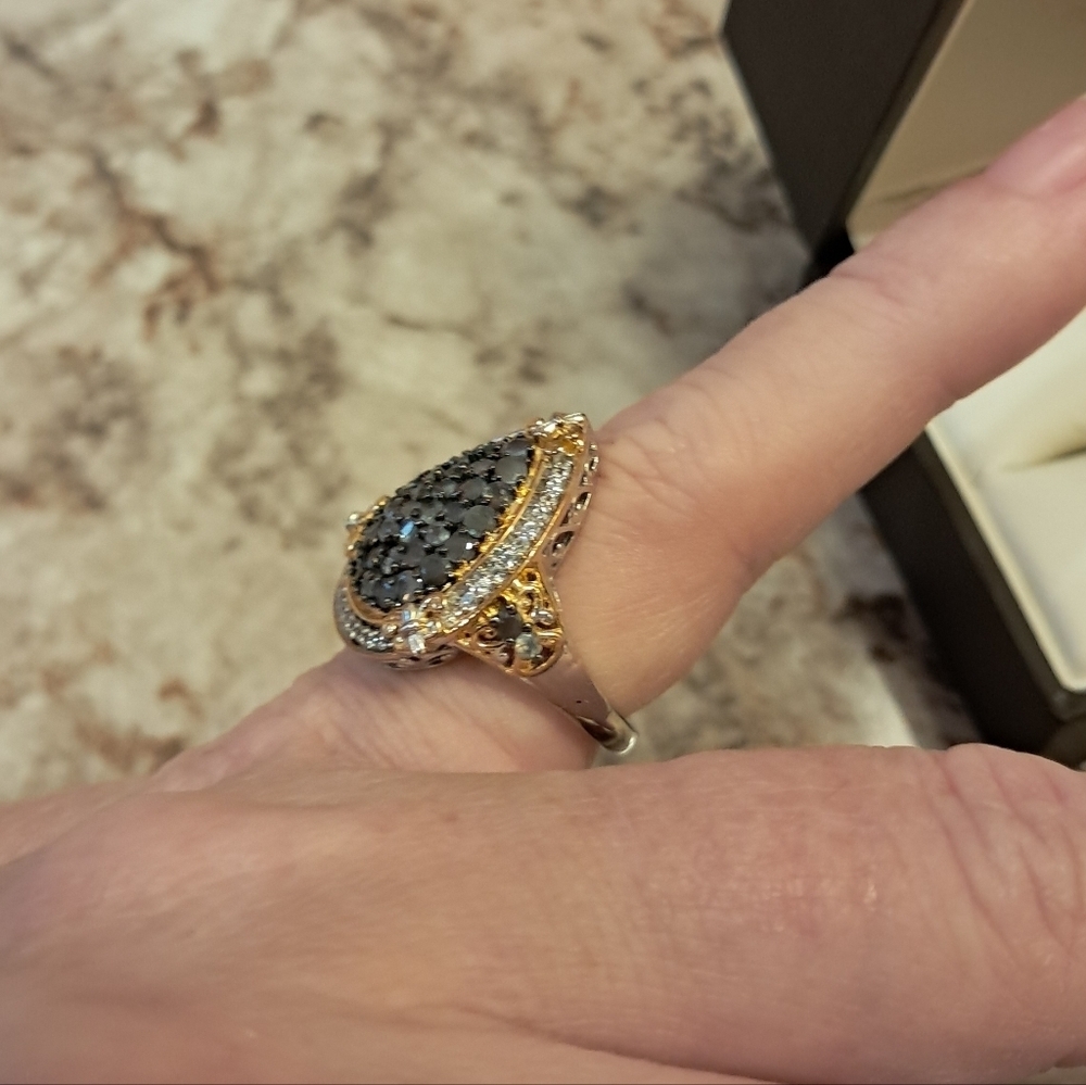 Narsipatnam Alexandrite and White Zircon Vintage Style Cluster Ring - Picture 6 of 7